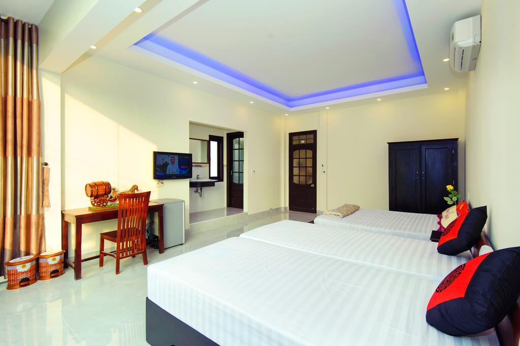 Royal Homestay Hoi An Exterior photo